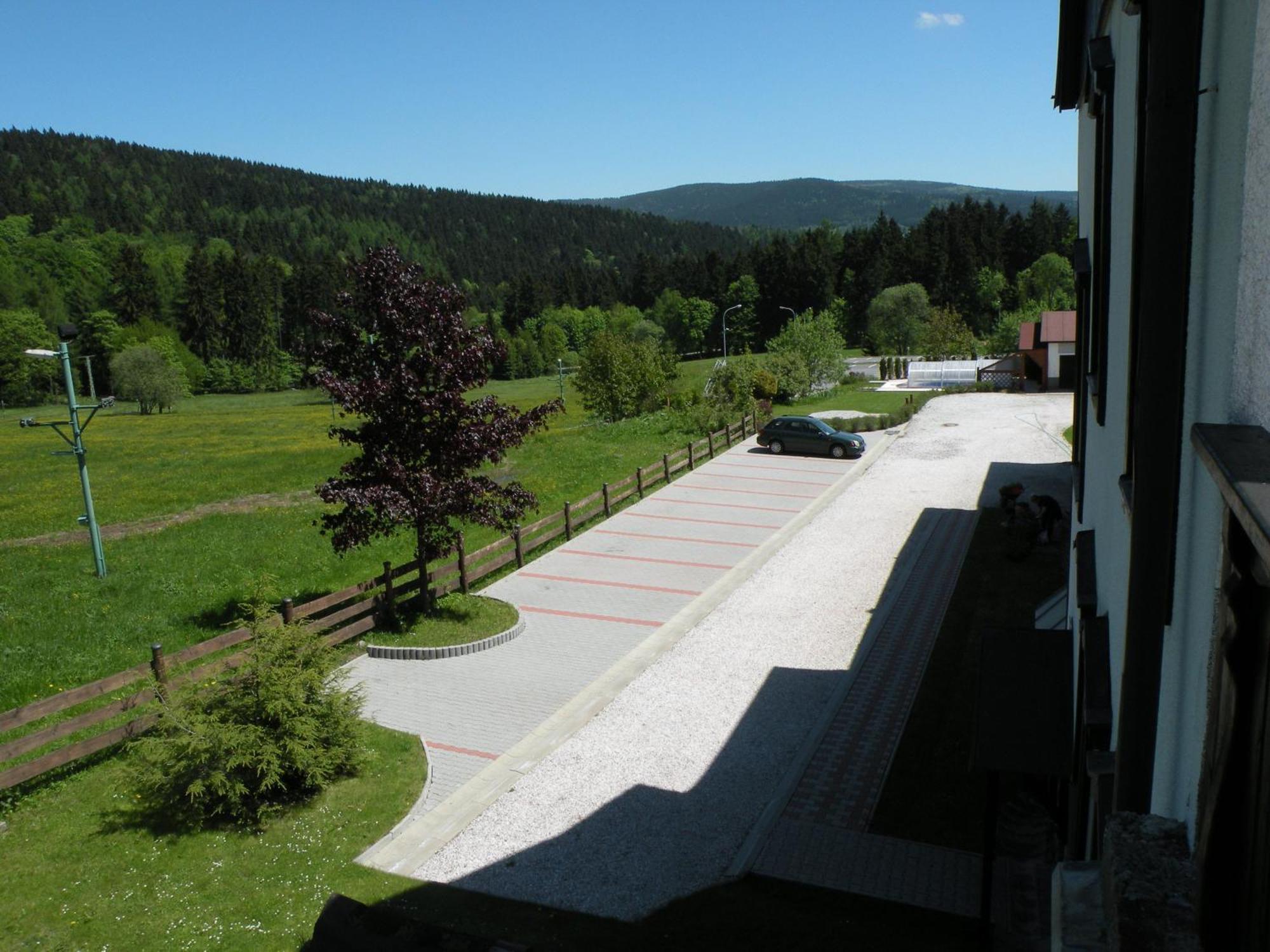 Hotel Lesni Dum Janske Lazne Dış mekan fotoğraf