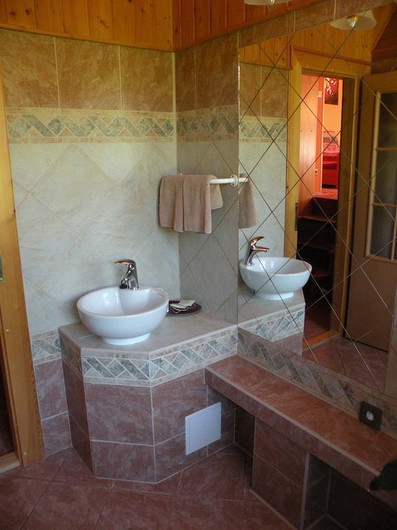 Hotel Lesni Dum Janske Lazne Oda fotoğraf