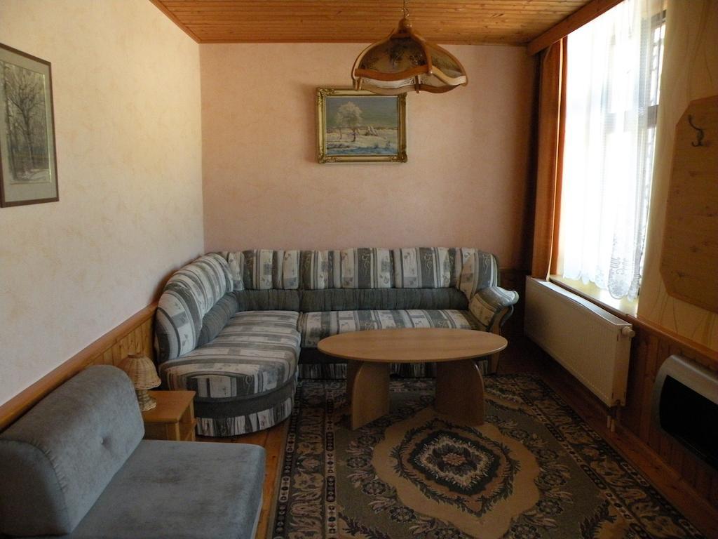 Hotel Lesni Dum Janske Lazne Oda fotoğraf