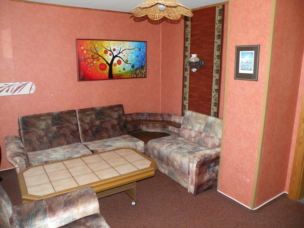 Hotel Lesni Dum Janske Lazne Oda fotoğraf